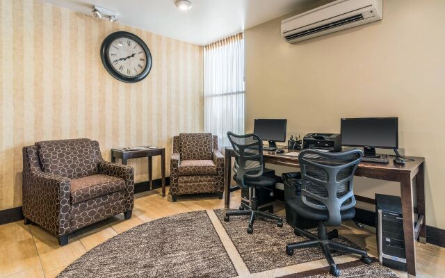 Quality Inn Bangor Airport