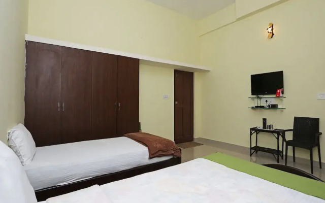 OYO 9263 Home Breezy 2BHK Raja's Seat