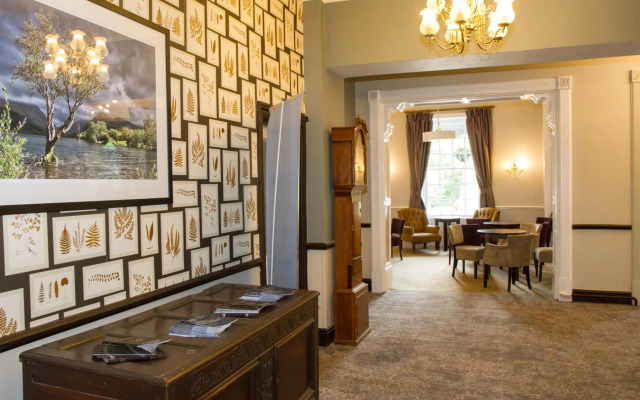 The Royal Victoria Hotel
