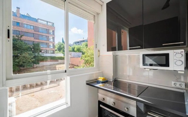 Acogedor Apartamento. Arturo Soria-Md Anderson 1E