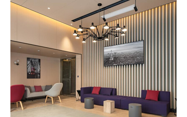 Campanile Hotel Wuhan Zhongnan Road Metro Station