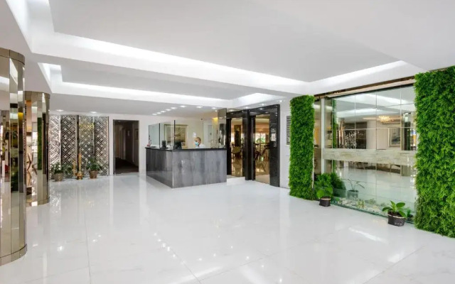 Hotel Romimar