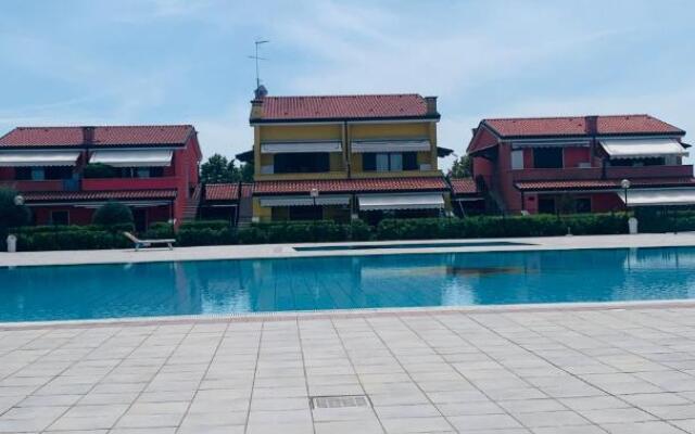 Caorle Villaggio & piscina