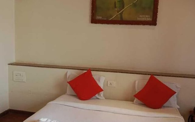 Hotel Lucky Star By OYO Rooms