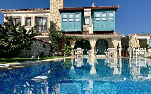 Windmill Alacatı