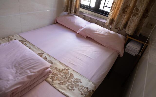 Holiday Guest House