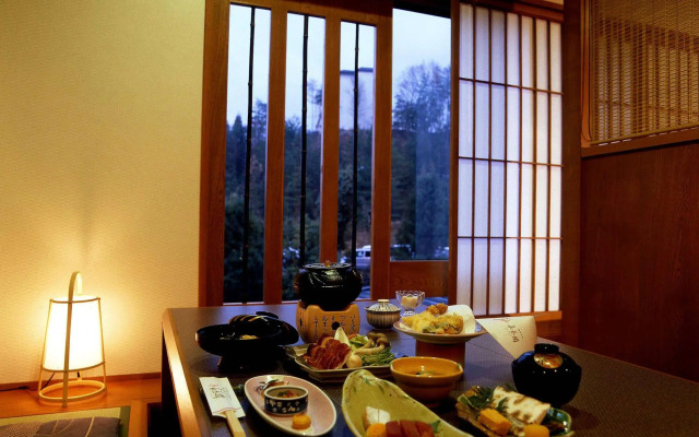 Yunogo Onsen HOTEL YUNOMORI BISYUNKAKU