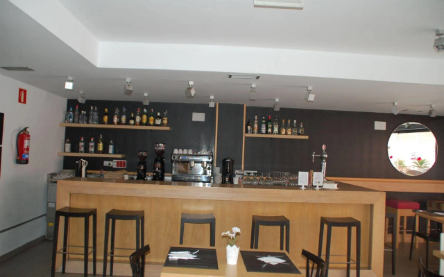 Eco Alcala Suites
