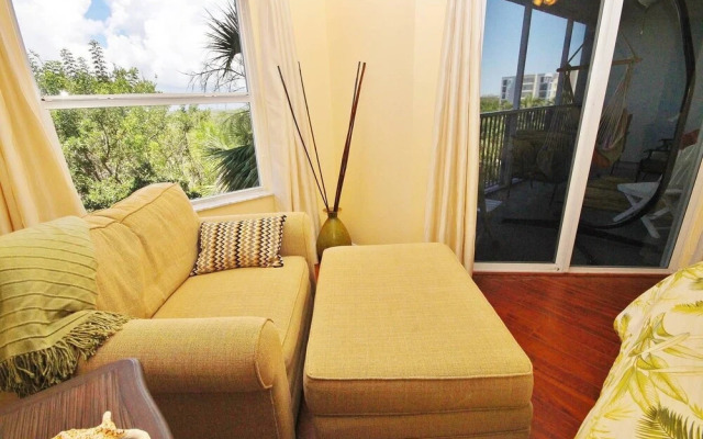 Oceanwalk 9-405 Apartment 3