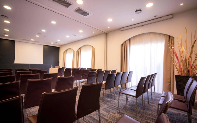 Best Western Plus Hotel La Marina