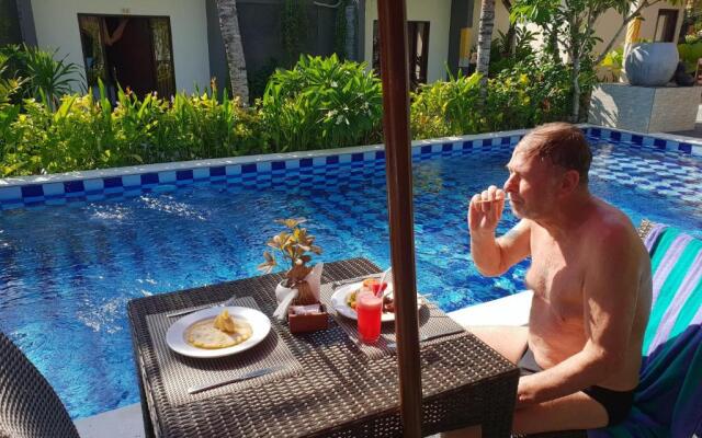 Palm Bamboo Hotel