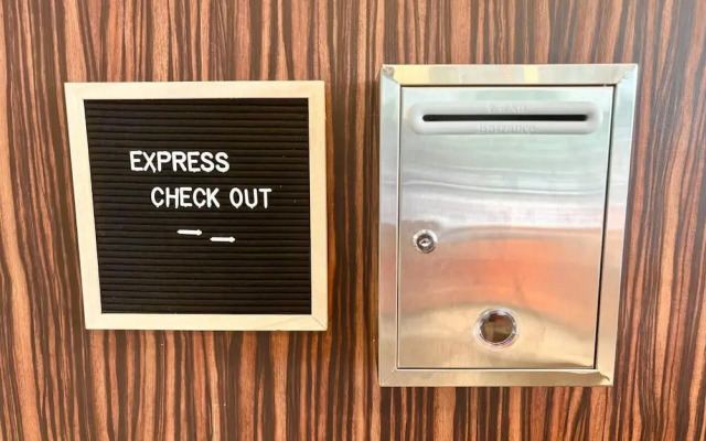 Signature Hotel Puchong@SetiaWalk by OYO Rooms