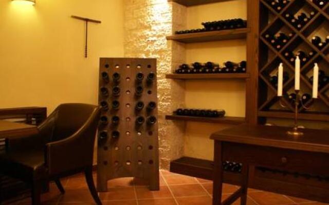 Gamila Rocks Mountain Hotel