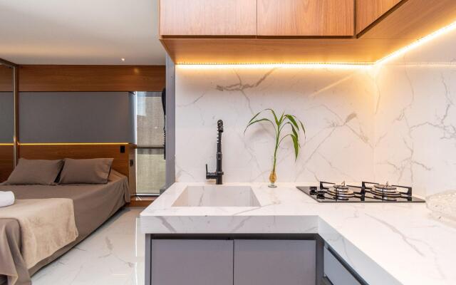 Studio no Oeste em frente a Praça do Sol - SSQ1107