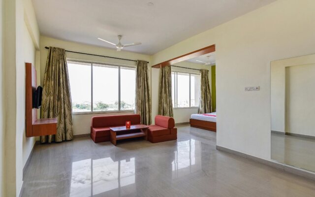 Country Club Pune By OYO Rooms