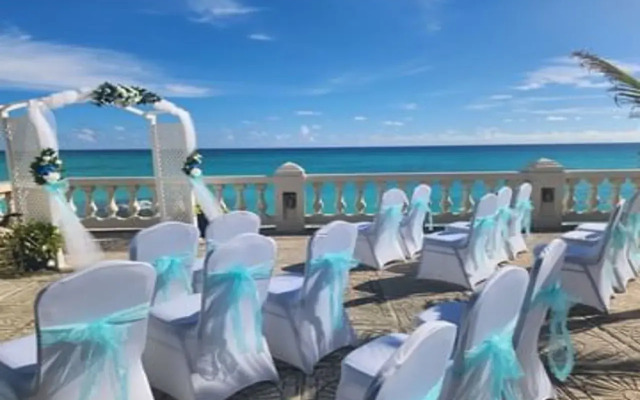 Dover Beach Hotel
