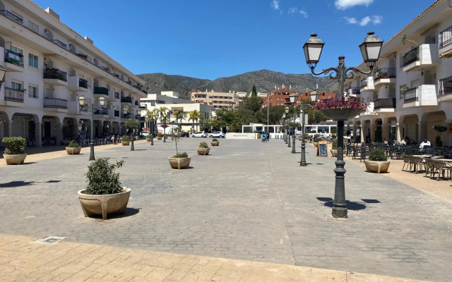 TORREMOLINOS CENTRO - Beautiful , newly renovated 2 bedroom apartment