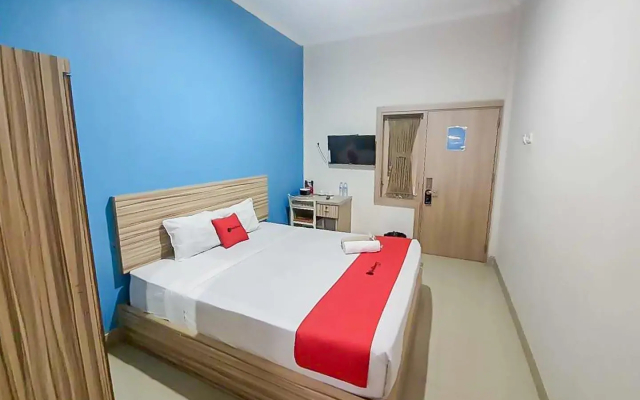 RedDoorz near Jalan Kolonel Haji Burlian Palembang - Hotel in Palembang - Photo 5