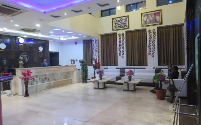 Hotel Madhushrie