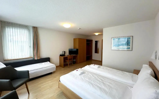 Hotel Rebstock – Guest Rooms – Meiringen