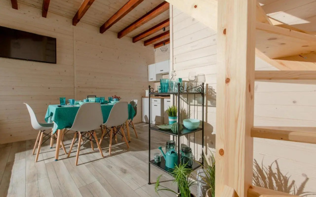 Molo Resort