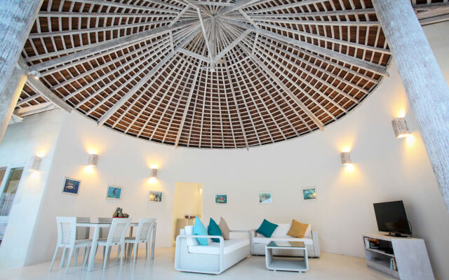 Sunset Palms Resort