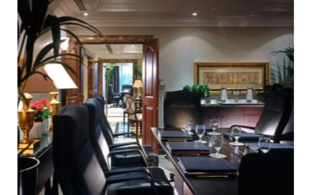 Sheraton Khalidiya Hotel