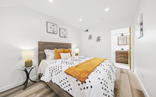 Downtown LA Stylish Bedrooms