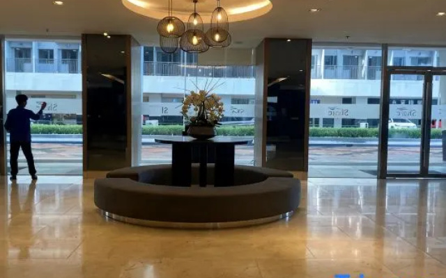 Shore - Spacious Room with Balcony 52D