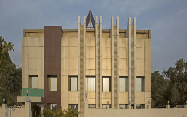 OYO 22290 Hotel Sunshine Residency