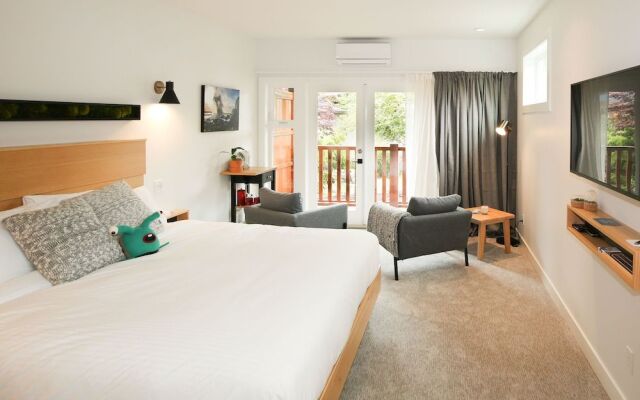 Pluvio Restaurant and Rooms
