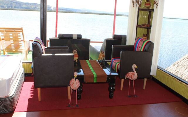 Uros Samaraã‘a Uta Lodge