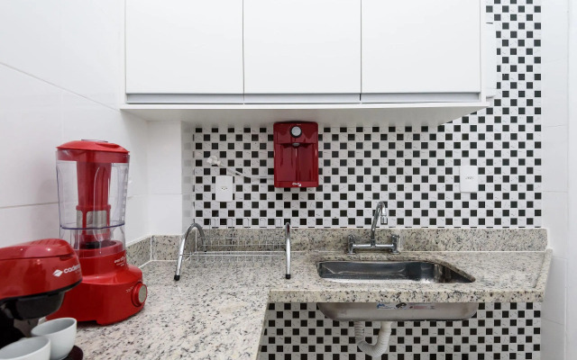 Apartamento 300m da Praia de Ipanema | RP 14/307