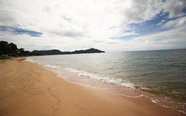Bang Saray Pool Villa by Pattaya Sunny Rentals