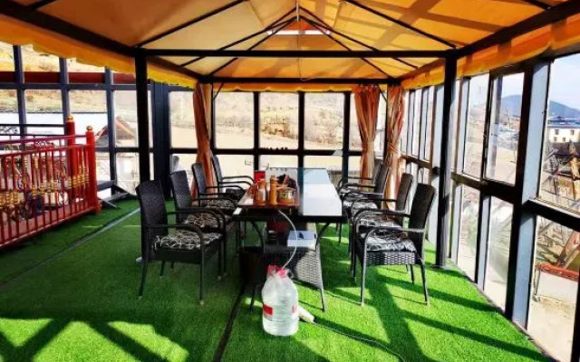 Kazhubieyuan, Shangri La