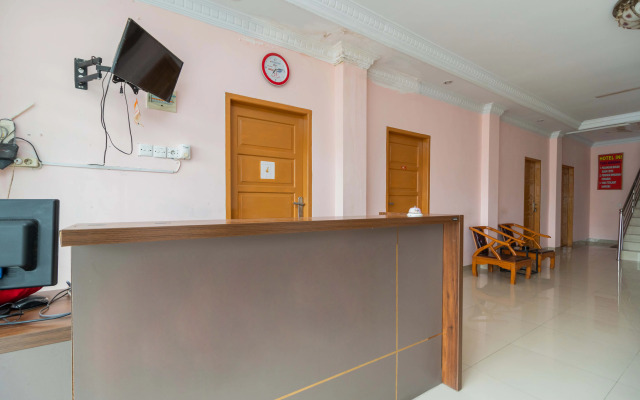 RedDoorz Syariah near Transmart Padang