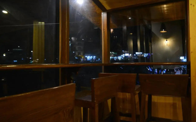 Spot On 37336 Hotel Neelgiri