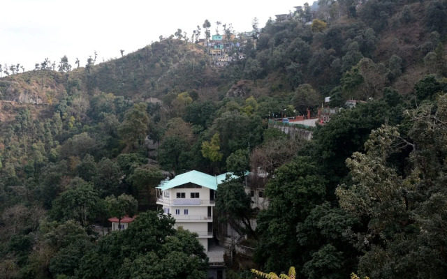OYO 12853 The Kings Kalandi Resort