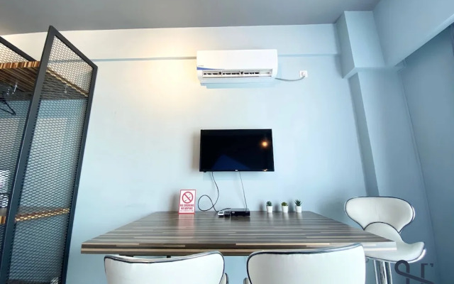 Homesuite' Home at Aeropod SOVO