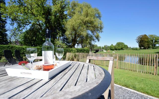 Lavish Holiday Home in Chassepierre With Terrace