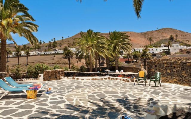 Detached Villa With Communal Swimming Pool, Located in the North of Lanzarote