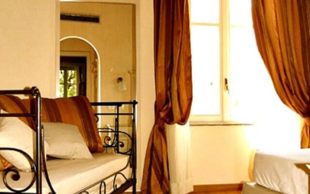 La California Relais