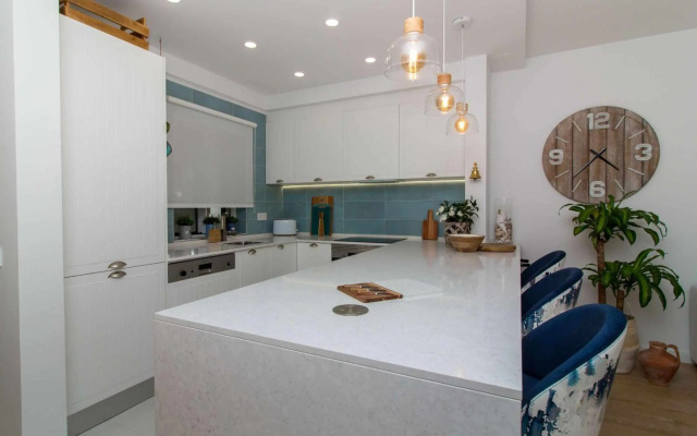 Beach House Apartment by Stay-ici, Algarve Holiday Rental