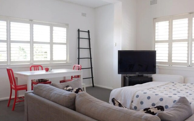 Cosy Home Near Bondi Junction And Beach