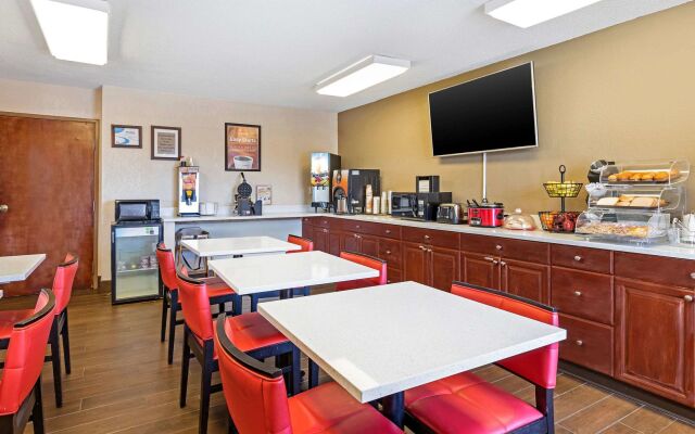 Econo Lodge Augusta, Downtown