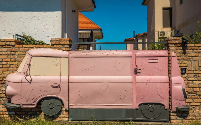 Sunny Border (Adults Only)