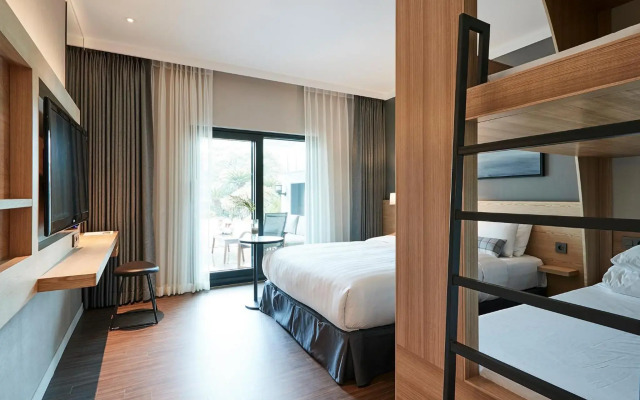 The Suites Hotel Jeju