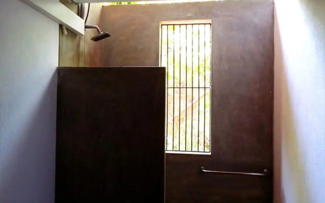 Fresco Lion Villa - Hostel