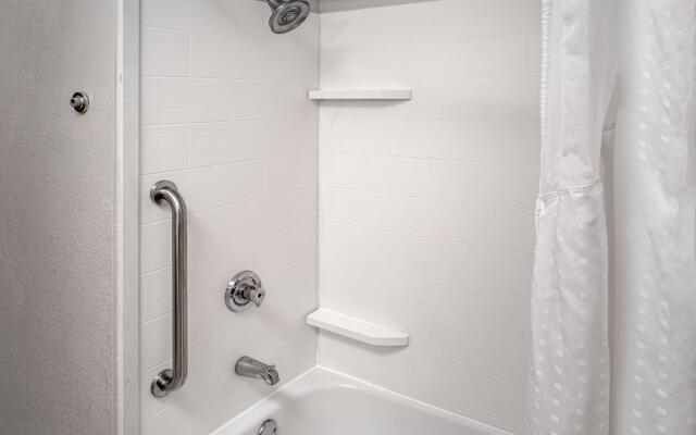 Holiday Inn Express Hotel & Suites Pikeville by IHG