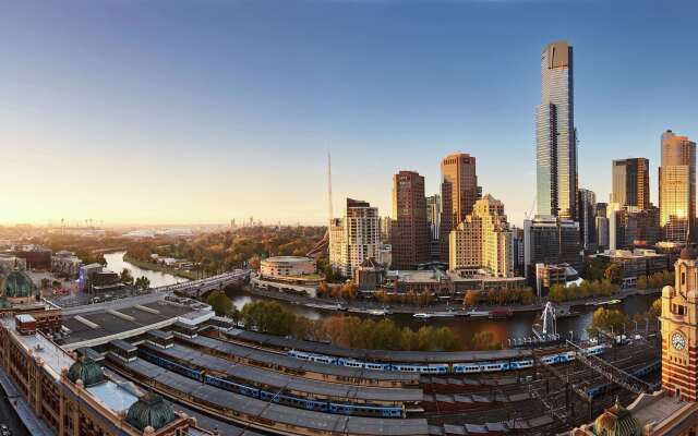 DoubleTree by Hilton Hotel Melbourne - Flinders Street